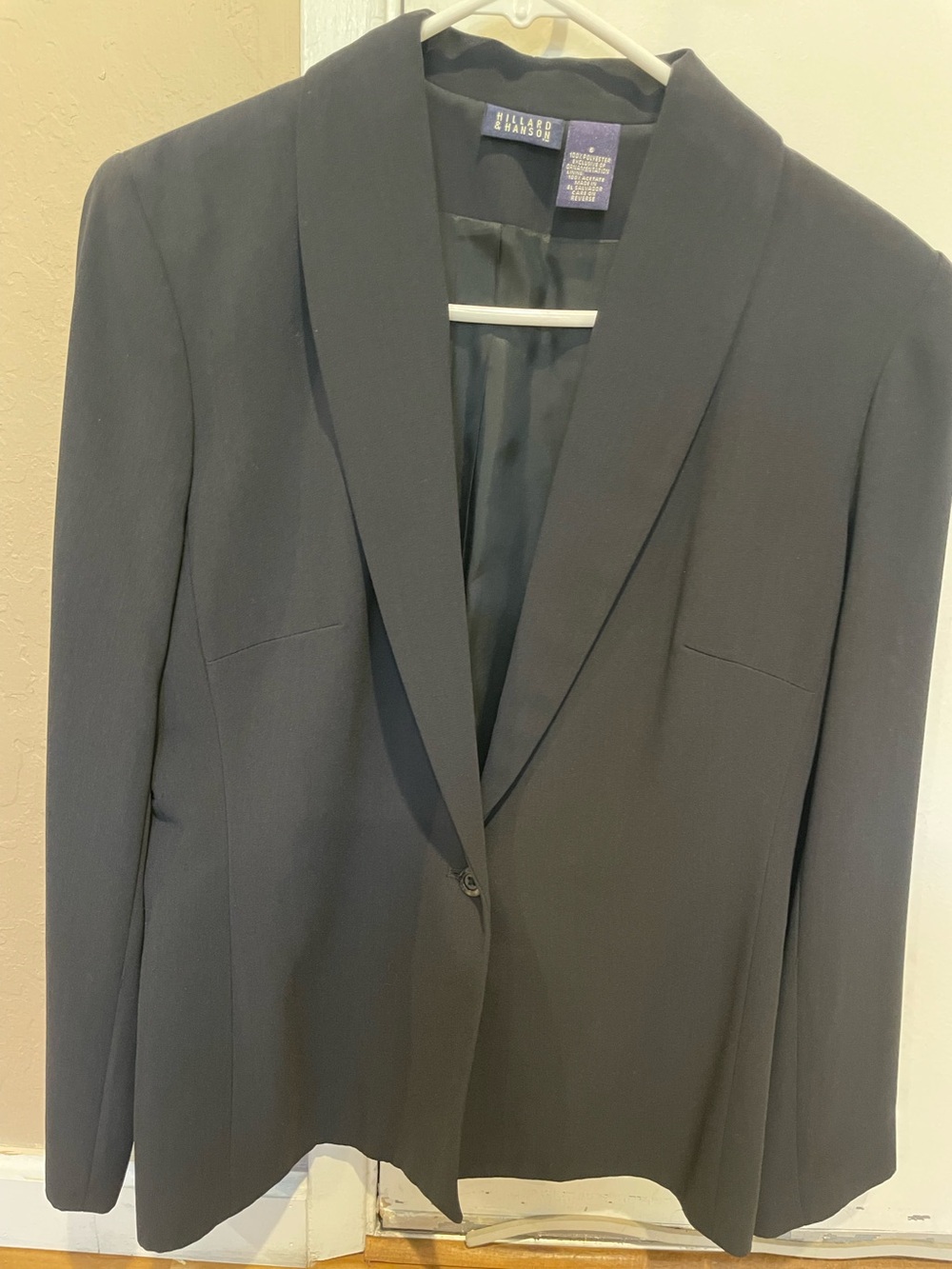 Women’s assorted blazers